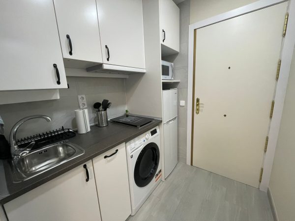 Alquiler Residencial Calle Gil Imon Bajo Palacio Cocina